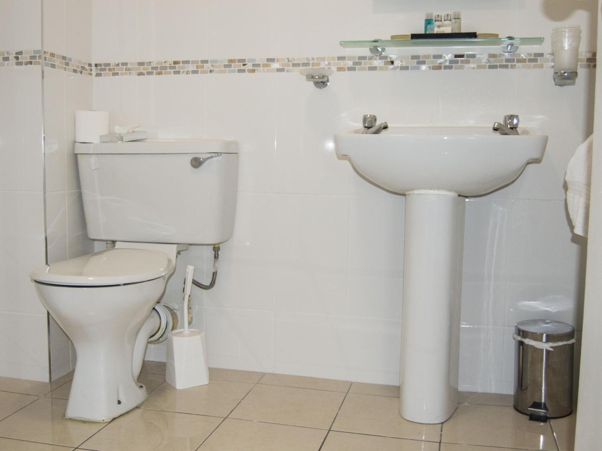 The Ryandale Inn Dungannon Zimmer foto